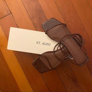 St. Agni Pina Croc Flats Brand New In Box